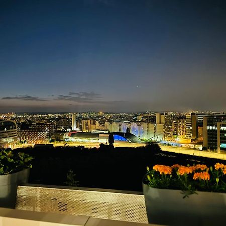 Luxury 2 Rooms Apartment With Balcony Puteaux Bagian luar foto