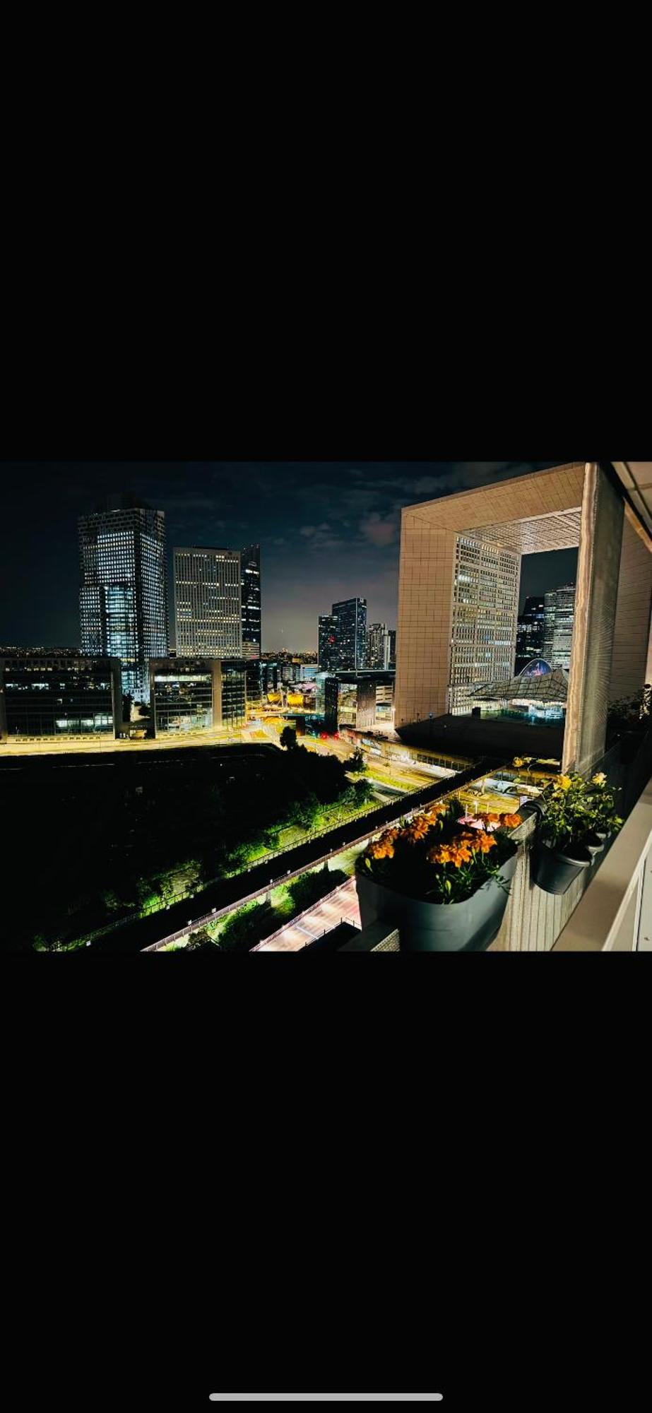 Luxury 2 Rooms Apartment With Balcony Puteaux Bagian luar foto
